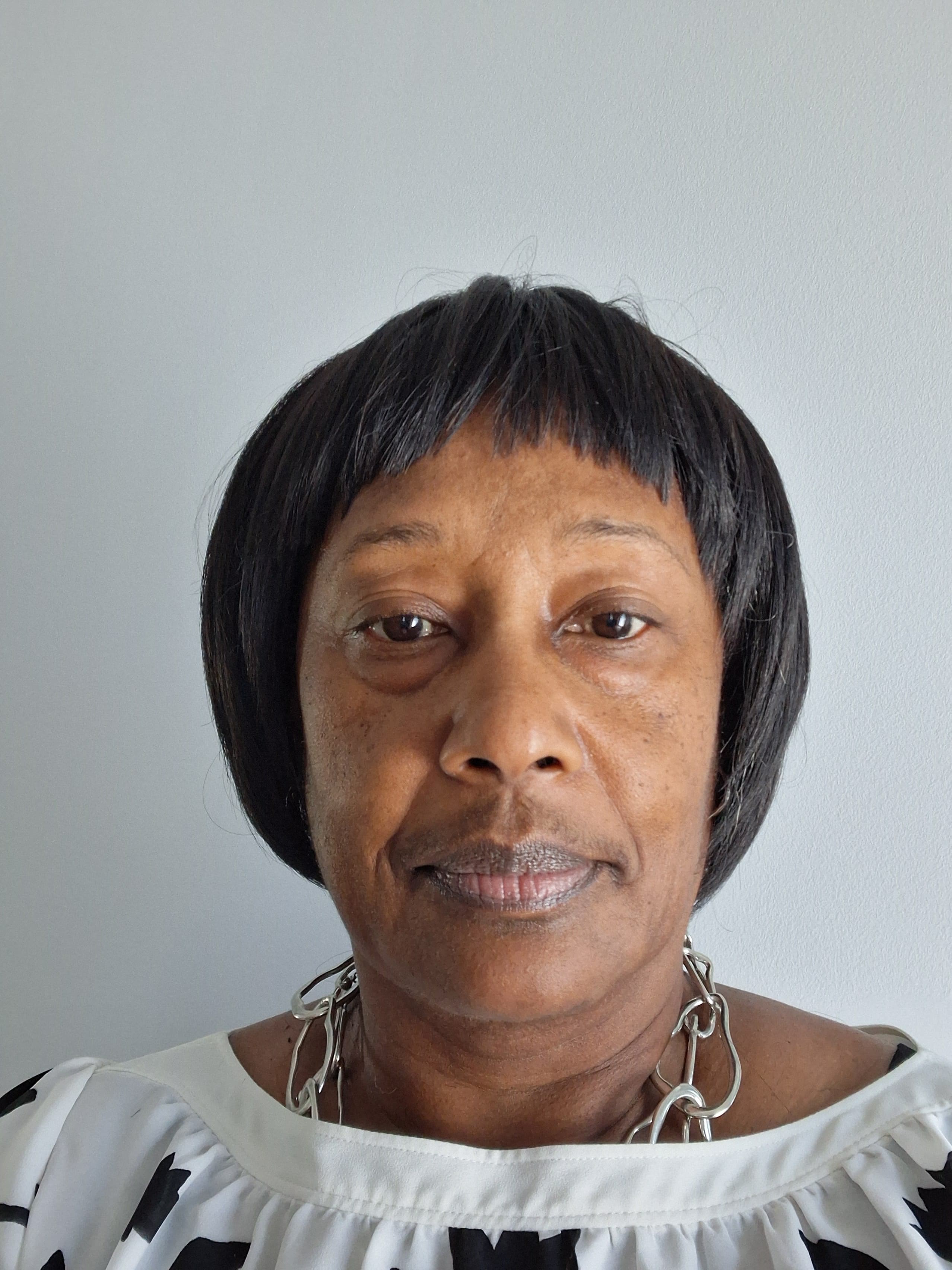 Monica Cross headshot